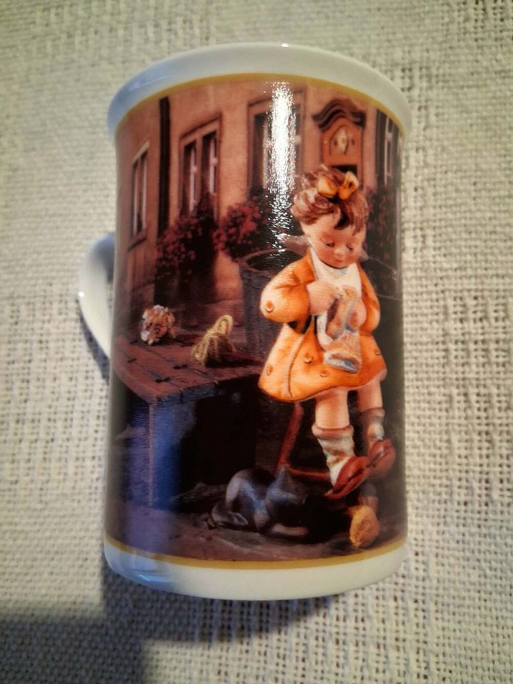 Hummel Goebel Ceramic Coffee Mug Girl Knitting